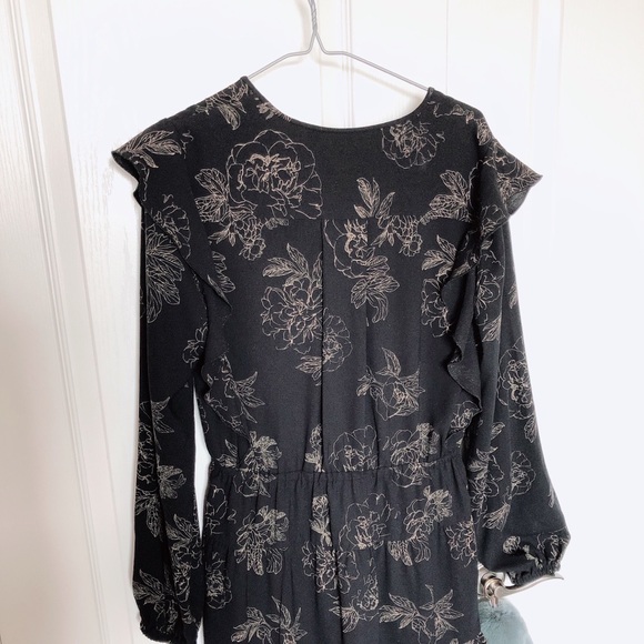 Aritzia Wilfred ruffle dress in M - Picture 4 of 4